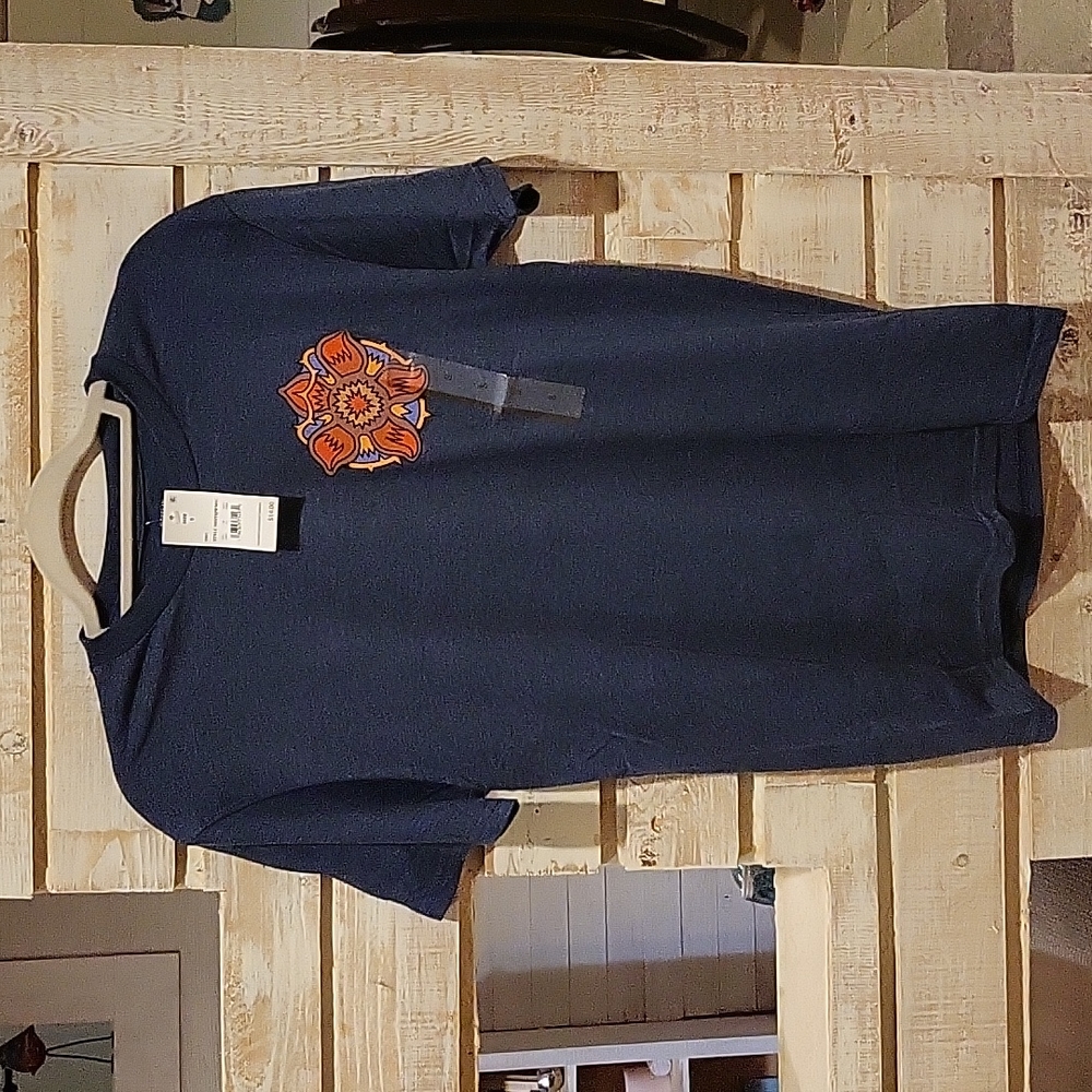 NWT Stranger Things tee-shirt